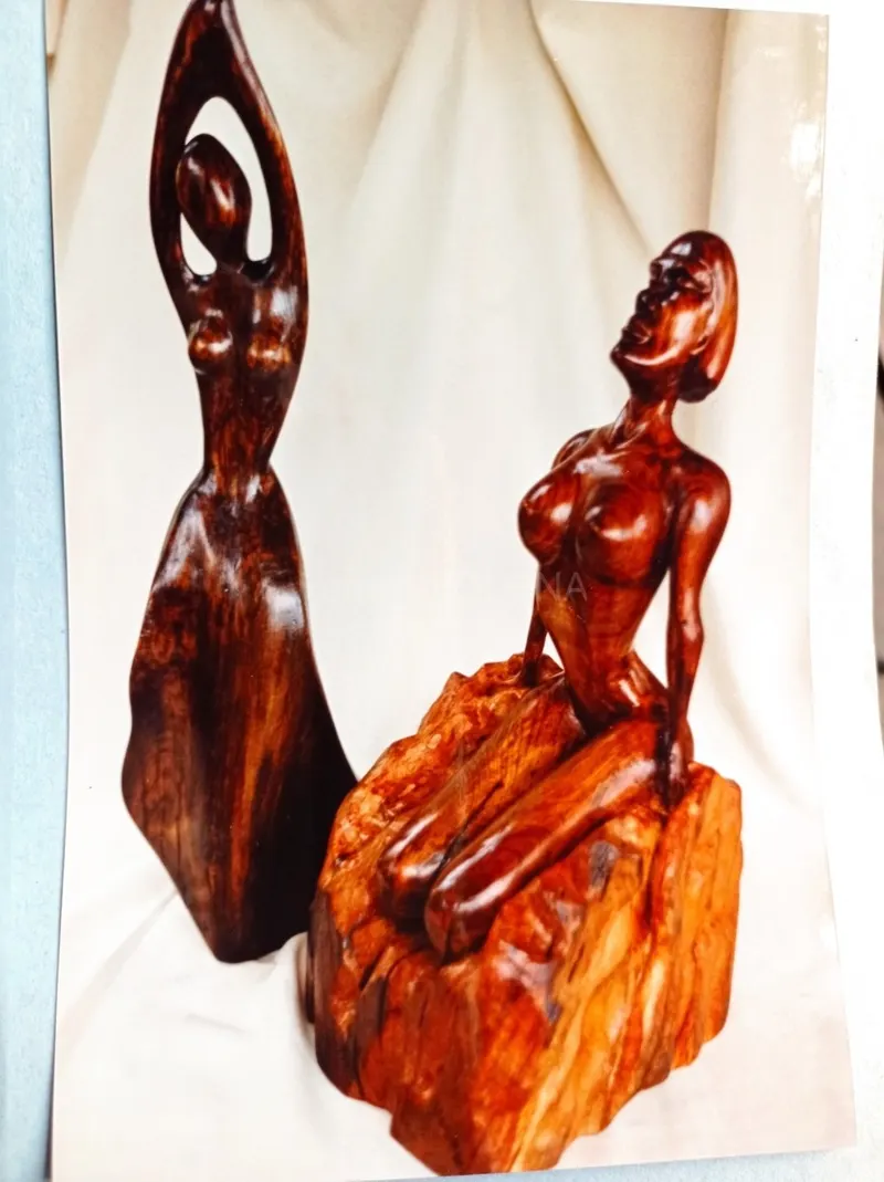 Sculpture sur bois de Fernand Olona